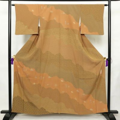 小紋 良品 石塚幸生 伝統工芸士 落款入り 縮緬 江戸小紋 付下小紋 正絹 古典柄 袷仕立て 身丈158.5cm 裄丈63cm リサイクル着物 着物 橙