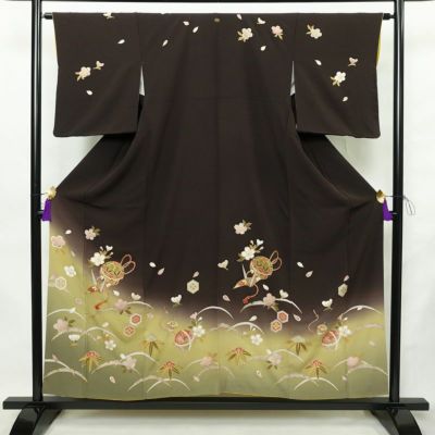 訪問着 縮緬 一つ紋付き 正絹 古典柄 袷仕立て 身丈154cm 裄丈63cm リサイクル着物 着物 箔 金彩 入学式 卒業式 七五三 お宮参り フォーマル 桜 茶