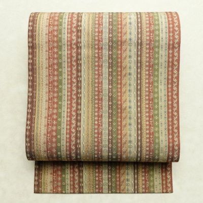 名古屋帯 全通柄 美品 正絹 縞柄・線柄 名古屋仕立て なごや帯 リサイクル帯 帯 モダン 多色使い