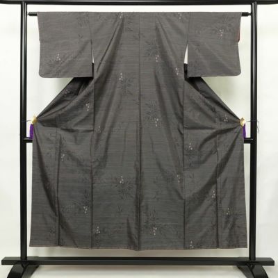 大島紬 しつけ糸付き 正絹 木の葉・植物柄 袷仕立て 身丈151.5cm 裄丈61.5cm リサイクル着物 着物 茶