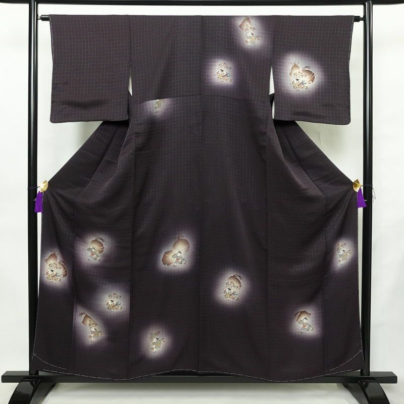 付け下げ 良品 しつけ糸付き 正絹 人物・動物柄 袷仕立て 身丈156cm 裄丈64cm リサイクル着物 着物 金彩 シンプル 紫・藤色